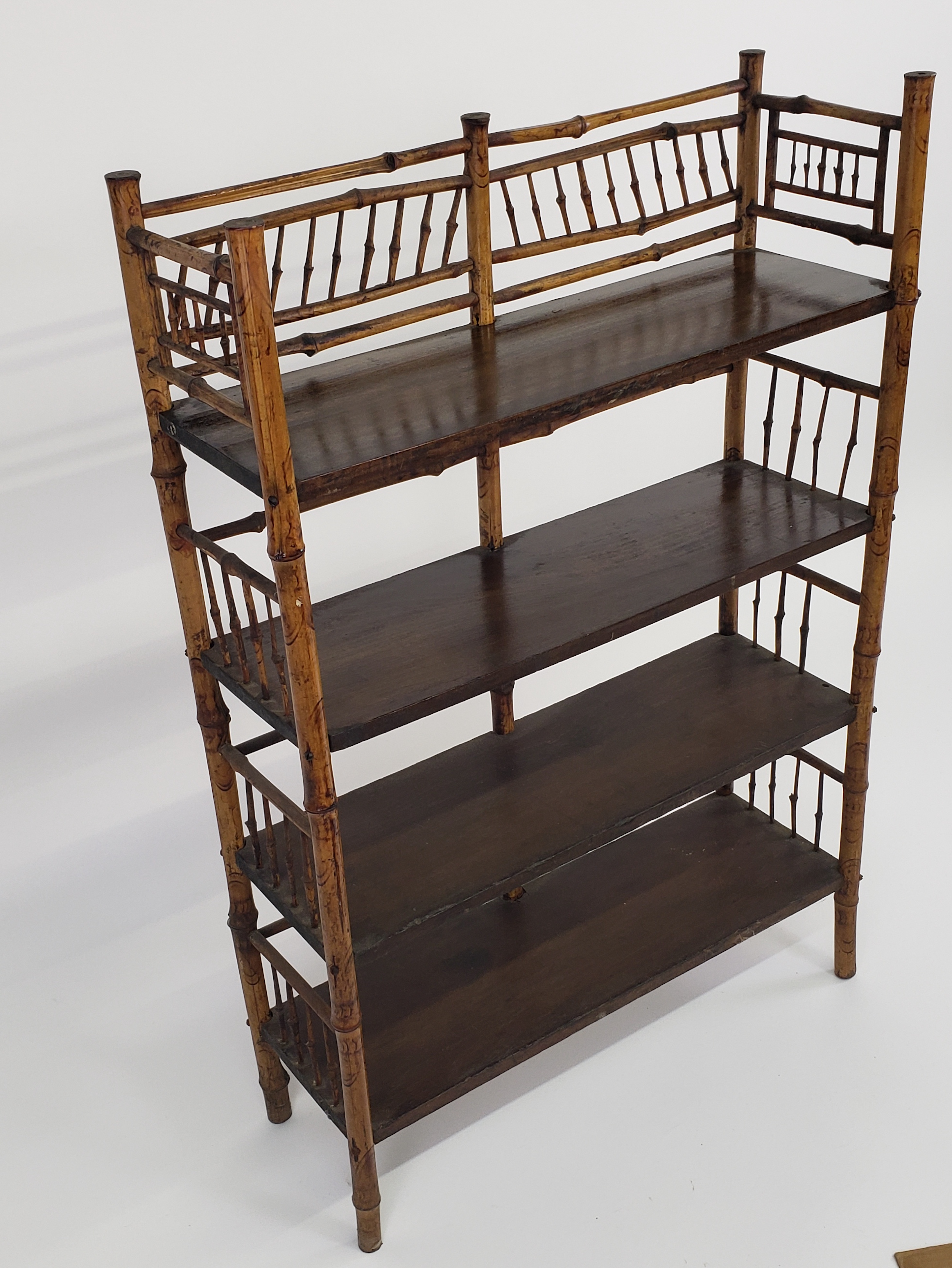 3355-955 Bamboo Etagere A