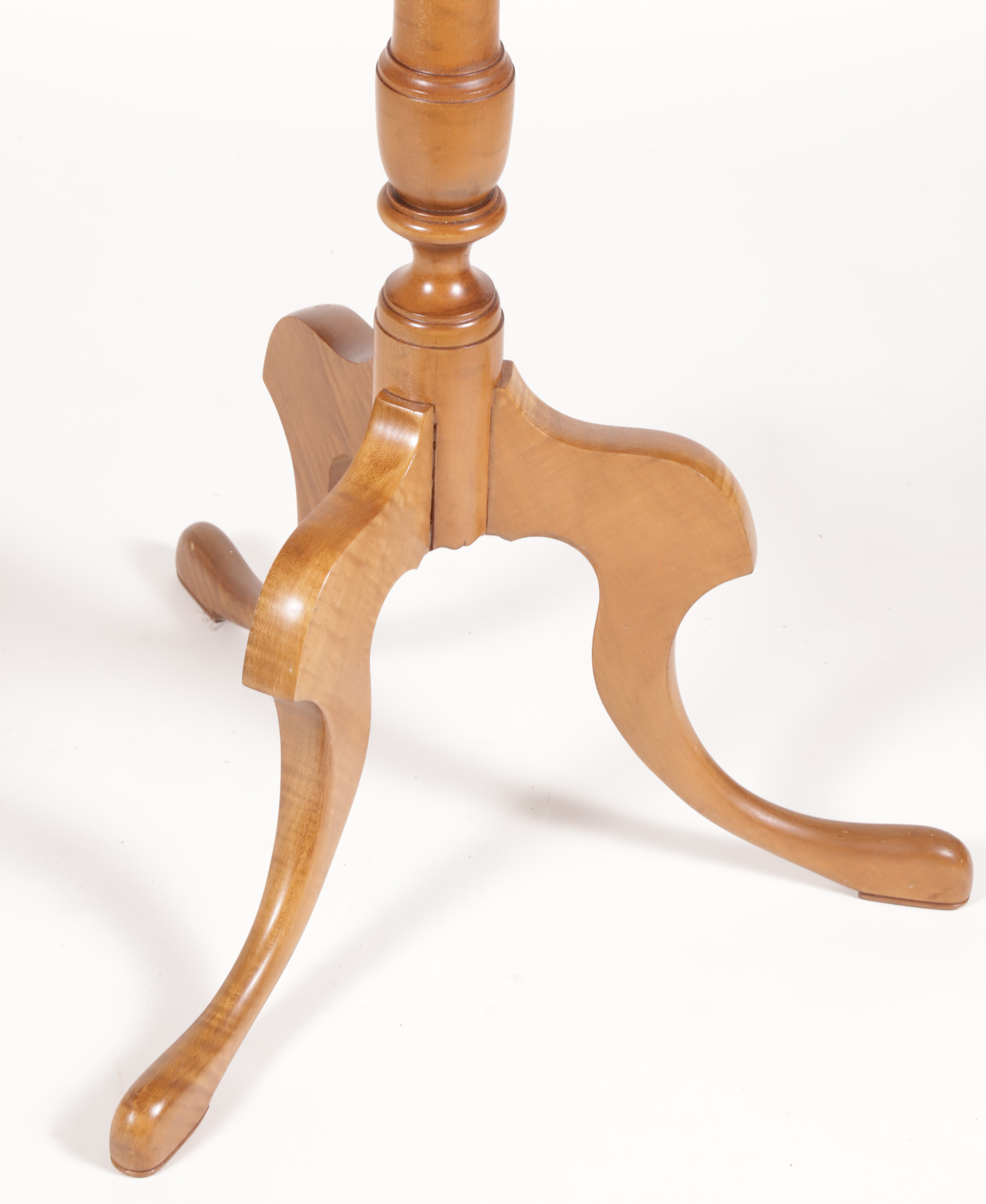 Contemporary Federal Style Eagle Inlaid Tiger Maple Candlestand